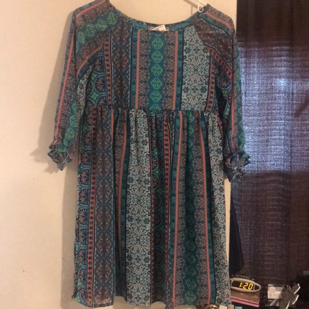 Cute size 14 casual dress.